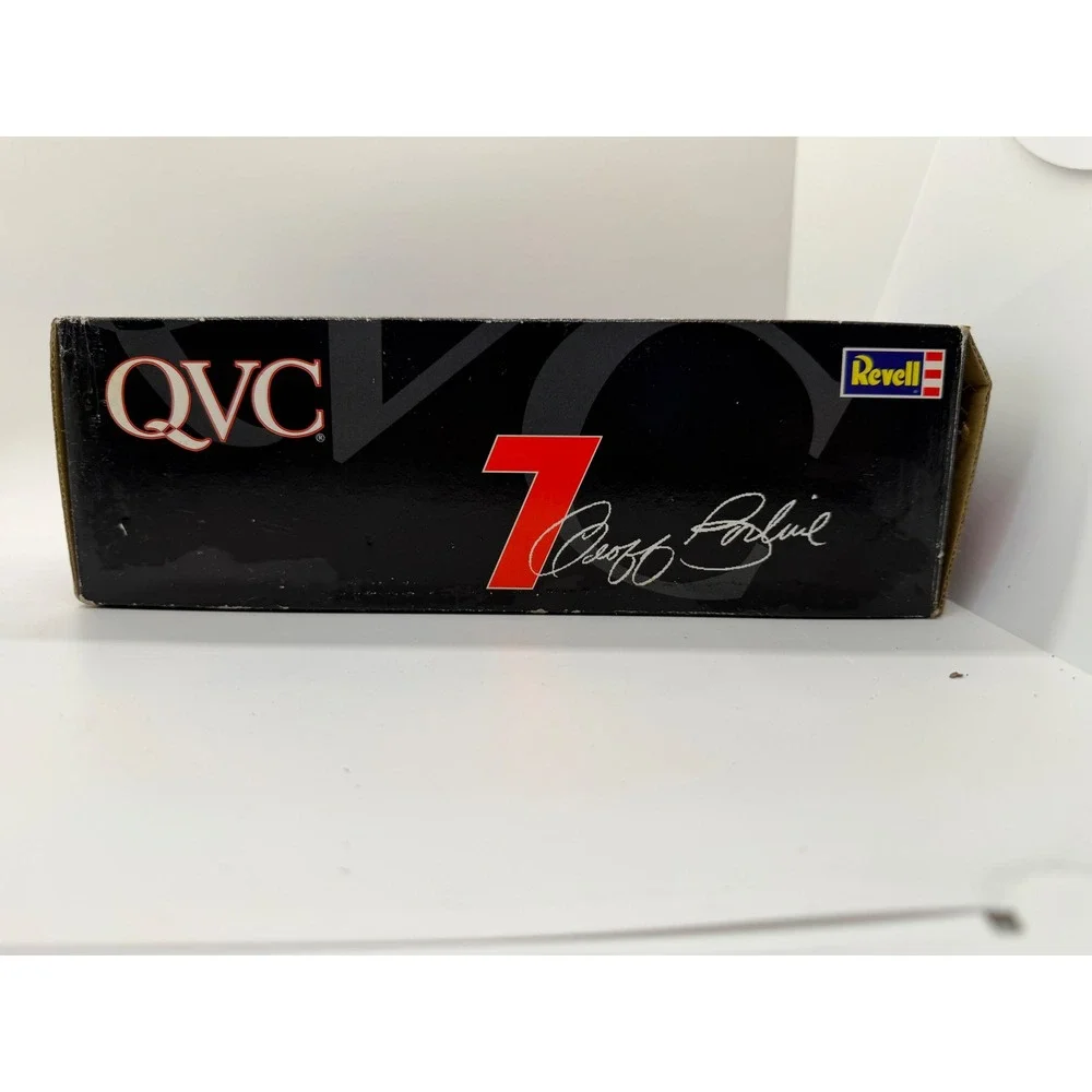 Revell Geoff Bodine 7 QVC Ford Thunderbird 1996 1/24 NASCAR Diecast Boxed